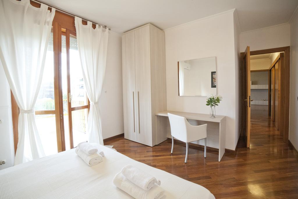 Roman Holidays All'Eur Chambre photo